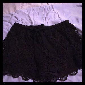 Black lacy HeartSoul shorts M